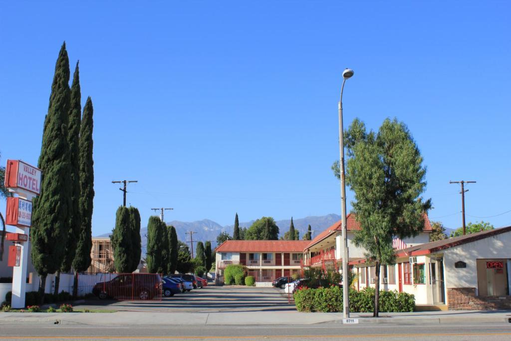 Valley Hotel Rosemead Bagian luar foto