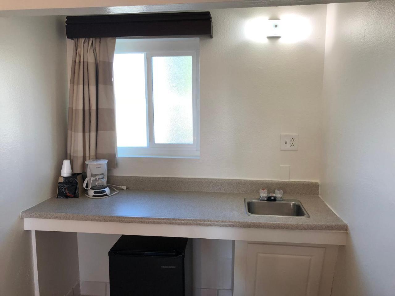Valley Hotel Rosemead Bagian luar foto